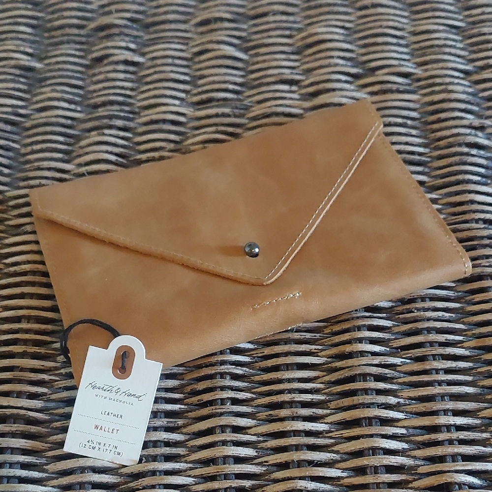 Hearth & Hand With Magnolia Leather Wallet